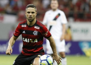 Diego rebate súmula de árbitro após ser expulso: “Jamais diria essas palavras”