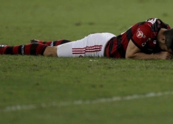 Elenco do Flamengo dá sinais de esgotamento e diretoria já começa a planejar reformulação