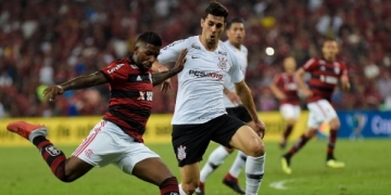 Fla levanta 49 bolas na área e sofre para definir em momento-chave do ano