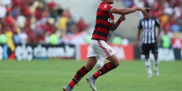 Paquetá comemora vitória do Fla e explica bom momento: "Muito trabalho"