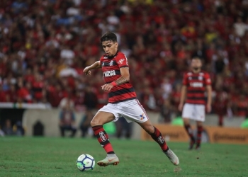 Renovação não passa de uma ideia, mercado esquenta, e Paquetá dificilmente emplaca 2019 com a camisa do Fla