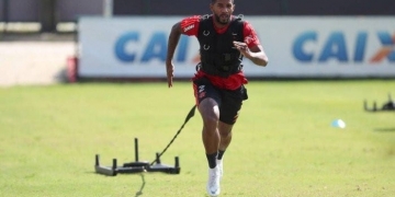 Rodinei reencarna Márcio Araújo no Flamengo e entra em crise com torcida