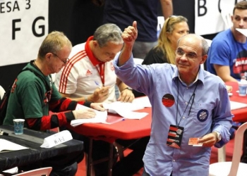 Situação consegue na Justiça direito de ser a "chapa azul" nas eleições do Flamengo