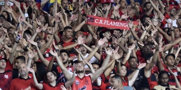 Torcida do Flamengo esgota ingressos para jogo contra o Ceará