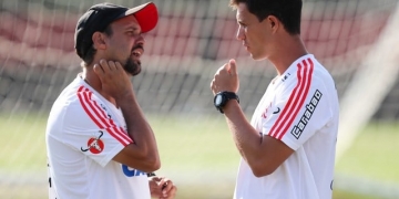 Incerteza de mercado trava demissão, e Flamengo se divide entre aguardar ou ter interino