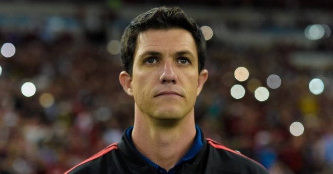 Abatido, Barbieri sente golpe de eliminação no Fla: "A dor é grande"