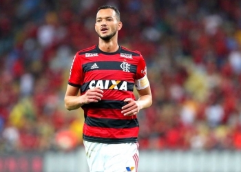 Flamengo deve R$ 1 milhão ao Inter, por escalar Réver no primeiro turno
