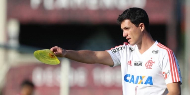 Barbieri defende posse de bola do Fla e vê caminho para conquistar o título