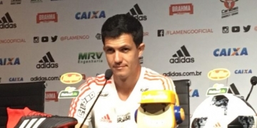 Bancado no Flamengo, Barbieri mantém confiança: ''Vontade é maior do que qualquer pressão''