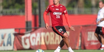 Com a bênção de Dorival, Uribe ganha mais uma chance na ciranda de centroavantes no Fla