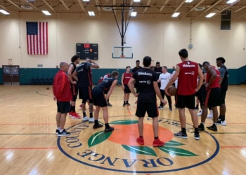 Com Leandrinho, FlaBasquete realiza primeiro treino em Orlando