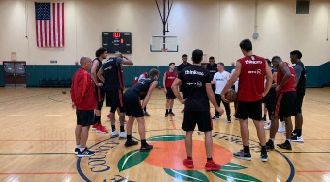 Com Leandrinho, FlaBasquete realiza primeiro treino em Orlando