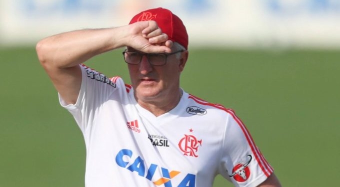 Dorival Júnior diz que Paquetá pode chegar ao nível de Kaká e o vê focado no Flamengo