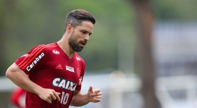 Questão física 'decidirá' se Diego será titular do Flamengo contra o Paraná