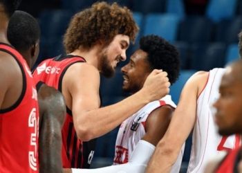 Flamengo tenta se tornar o primeiro brasileiro a vencer um time da NBA