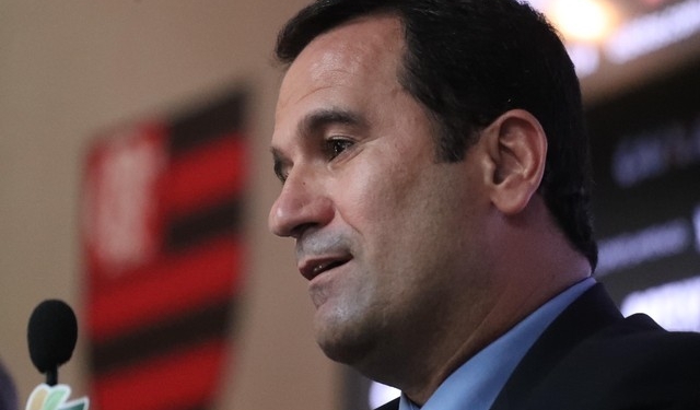 Chapa de Lomba rebate e afirma que não há norma que impeça candidatura no Flamengo