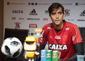 César ressalta a importância de vencer o clássico para seguir na briga pelo título