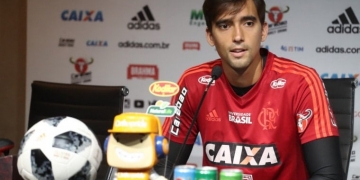 César ressalta a importância de vencer o clássico para seguir na briga pelo título