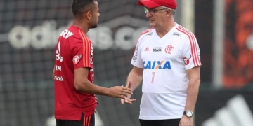 Esperança antes do adeus: Dorival Jr. renova ânimo de Geuvânio em reta final de contrato com o Fla