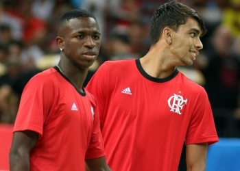 Flamengo chegará a R$ 193,3 milhões em venda de jogadores só em 2018 com negociação de Paquetá