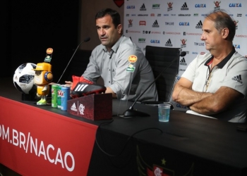 Flamengo põe panos quentes, mas deixa no ar futuro de Diego após indisciplina: “Está à disposição do treinador”