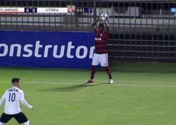 Flamengo vence o Vitória, mas é eliminado do Brasileiro Sub-20