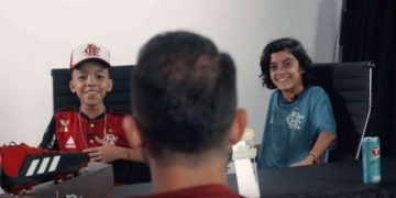 Jogadores surpreendem a garotada em ação do Dia das Crianças