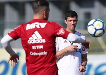 Ligações, ruído, eleição e a demissão: "Poderia ter sido melhor conduzida", diz Barbieri