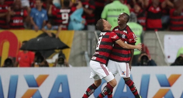 Marlos desencanta, sinaliza desejo de ficar no Flamengo apesar de sondagens e diretoria aguarda eleição