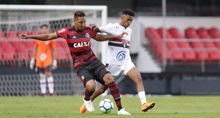 Sub-17: Flamengo vence São Paulo no Morumbi por 2 a 0. "Nada definido", diz meia Yuri
