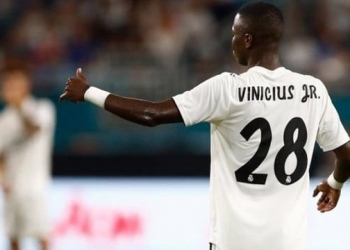 Vinícius Júnior é relacionado para Champions pelo Real Madrid