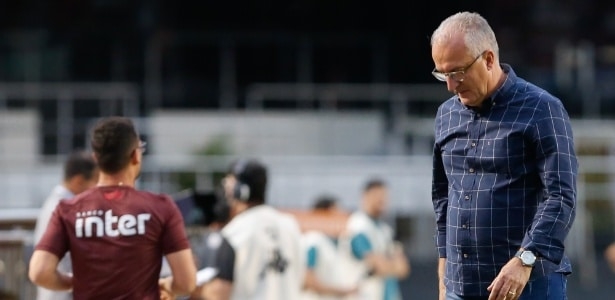 Dorival Jr. vive dilema com possível retorno de Diego ao Flamengo