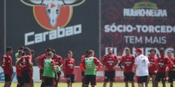 Técnico e "psicólogo" de medalhões. Os dez dias de Dorival no Flamengo