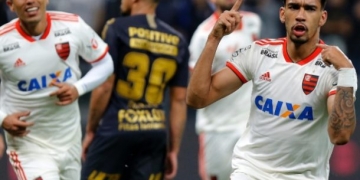 Em ritmo de despedida, Paquetá é campeão de jogos e artilheiro do Flamengo
