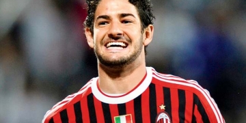 Pato elogia Lucas Paquetá e dá conselhos sobre o Milan ao meia do Flamengo