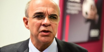 Presidente do Flamengo, Bandeira de Mello fracassa nas urnas com menos votos que metade dos torcedores que cabem no Maracanã