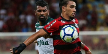 Flamengo e Palmeiras empatam e mantêm briga pelo título do Campeonato Brasileiro