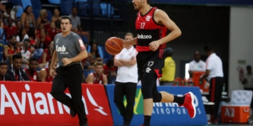 Varejão comenta atuação vibrante do Flamengo na vitória sobre o Corinthians