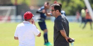 Ações desagradam, futebol não ajuda e situação tenta distanciar-se de Bandeira de Mello