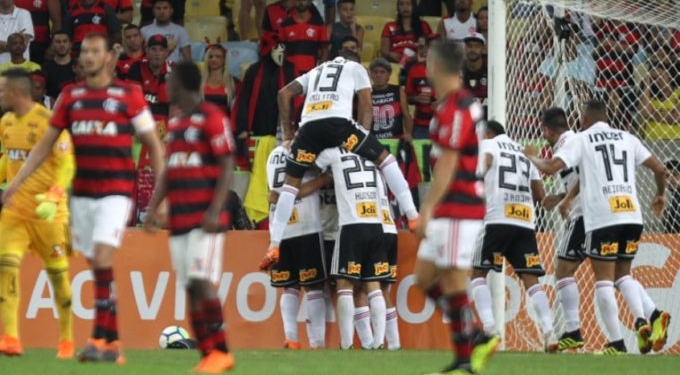 Cara nova: Flamengo muda 'meio time' em novo duelo com São Paulo