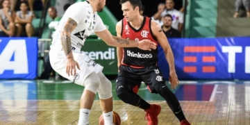 Flamengo atropela Bauru e conquista segunda vitória consecutiva no NBB