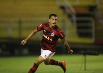 Sob chuva, Fla empata com São Paulo e vai à semi da Copa do Brasil sub-17