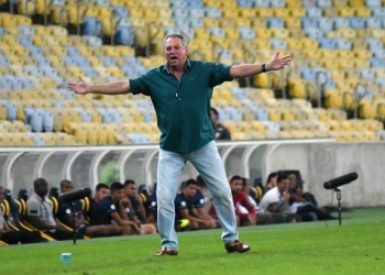 Abel monitora interesse do Flamengo e ouve pedido para colocar valores no papel