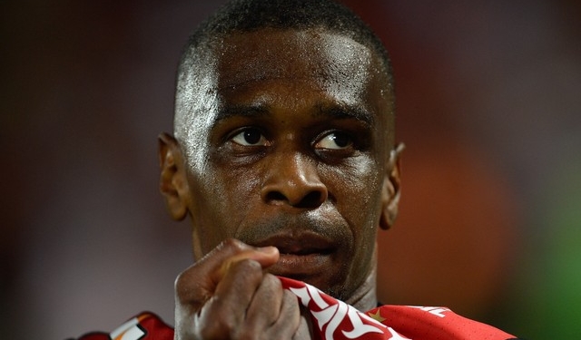 Aos 39 anos e perto do adeus, Juan renova contrato com o Flamengo até abril de 2019