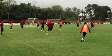 Com Uribe e Diego em campo, Fla se representa após triunfo sobre o Sport