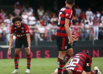 Com aproveitamento de 33% contra G-4, Flamengo se afasta de título e de premiação mais alta
