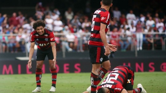Com aproveitamento de 33% contra G-4, Flamengo se afasta de título e de premiação mais alta