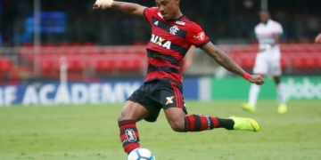 Com possível baixa de Vitinho, Fla dá adeus ao ano contra o Atlético-PR