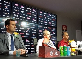 Diretoria do Flamengo vive crise interna após derrota no clássico