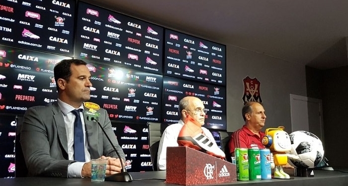 Diretoria do Flamengo vive crise interna após derrota no clássico
